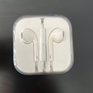 Apple EarPods